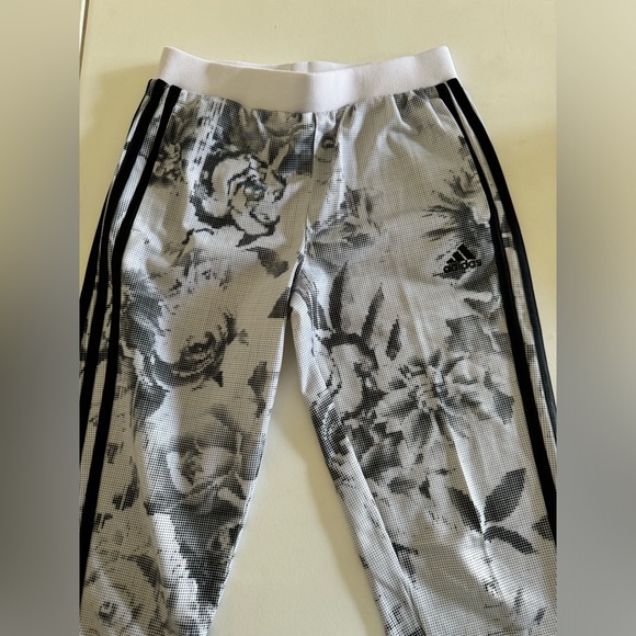 adidas Black and White Kids Sweatpants - Picture 2 of 2